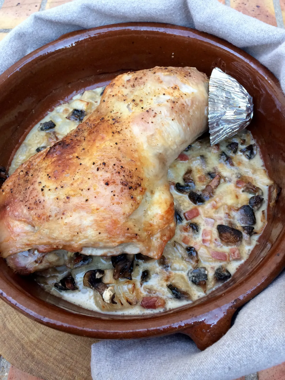 Cuisse de dinde recette au four : rôti moelleux et simple à préparer